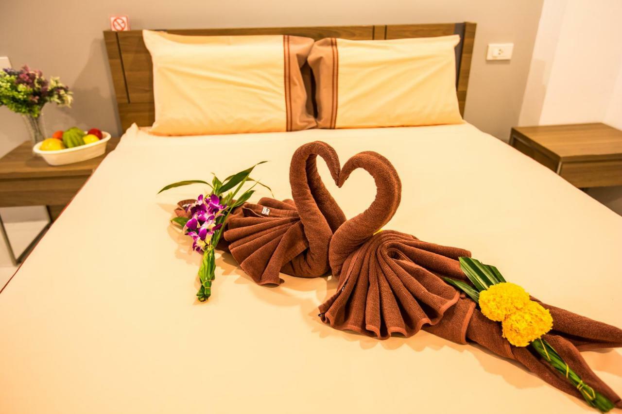 Oscar Boutique Hotel Patong Dış mekan fotoğraf